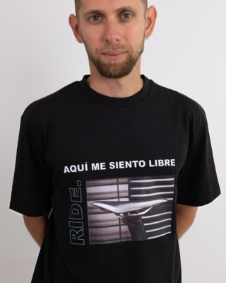 Camiseta Regular Me Siento Libre Hombre
