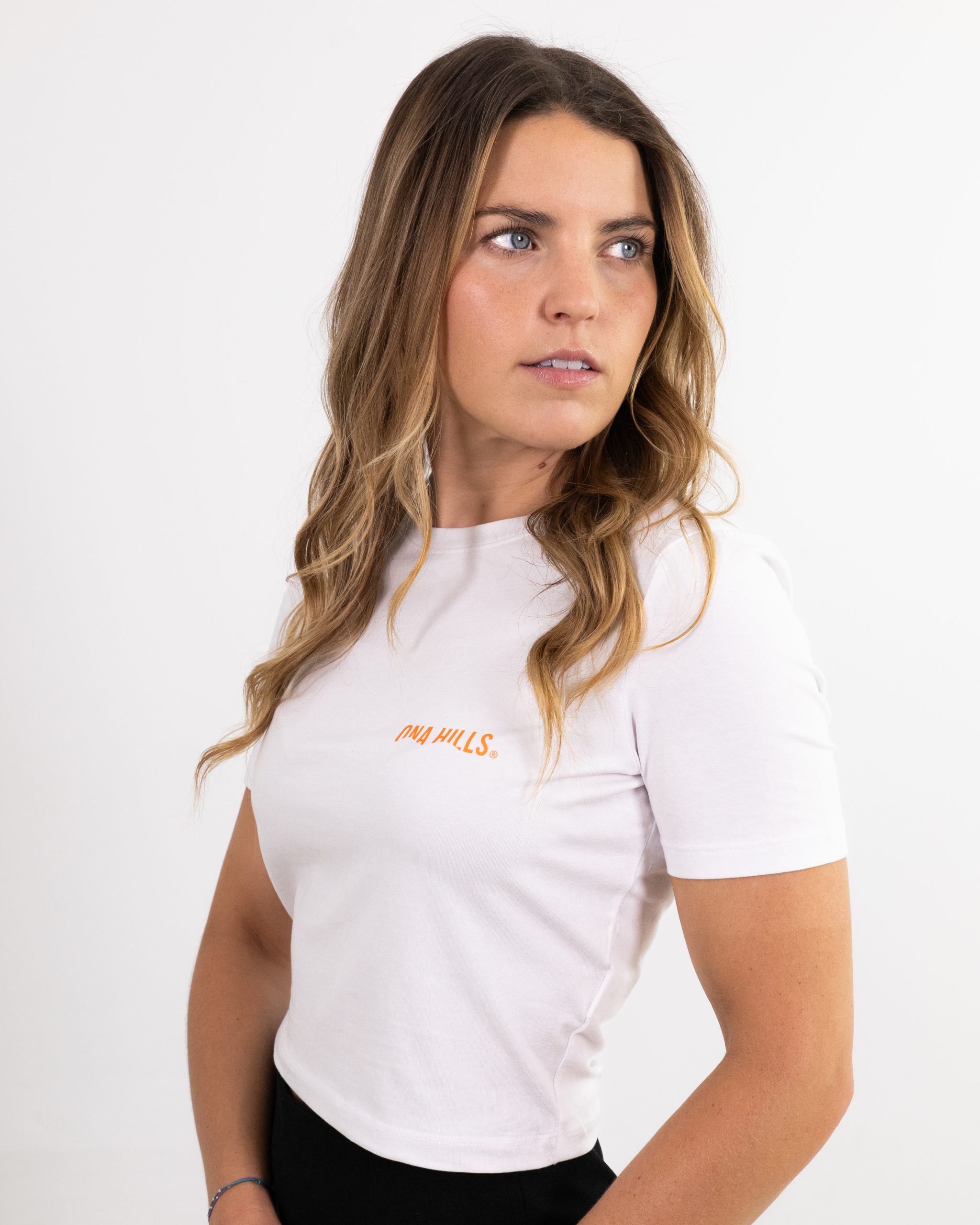 Camiseta Crop Just Trail Mujer White 1 scaled