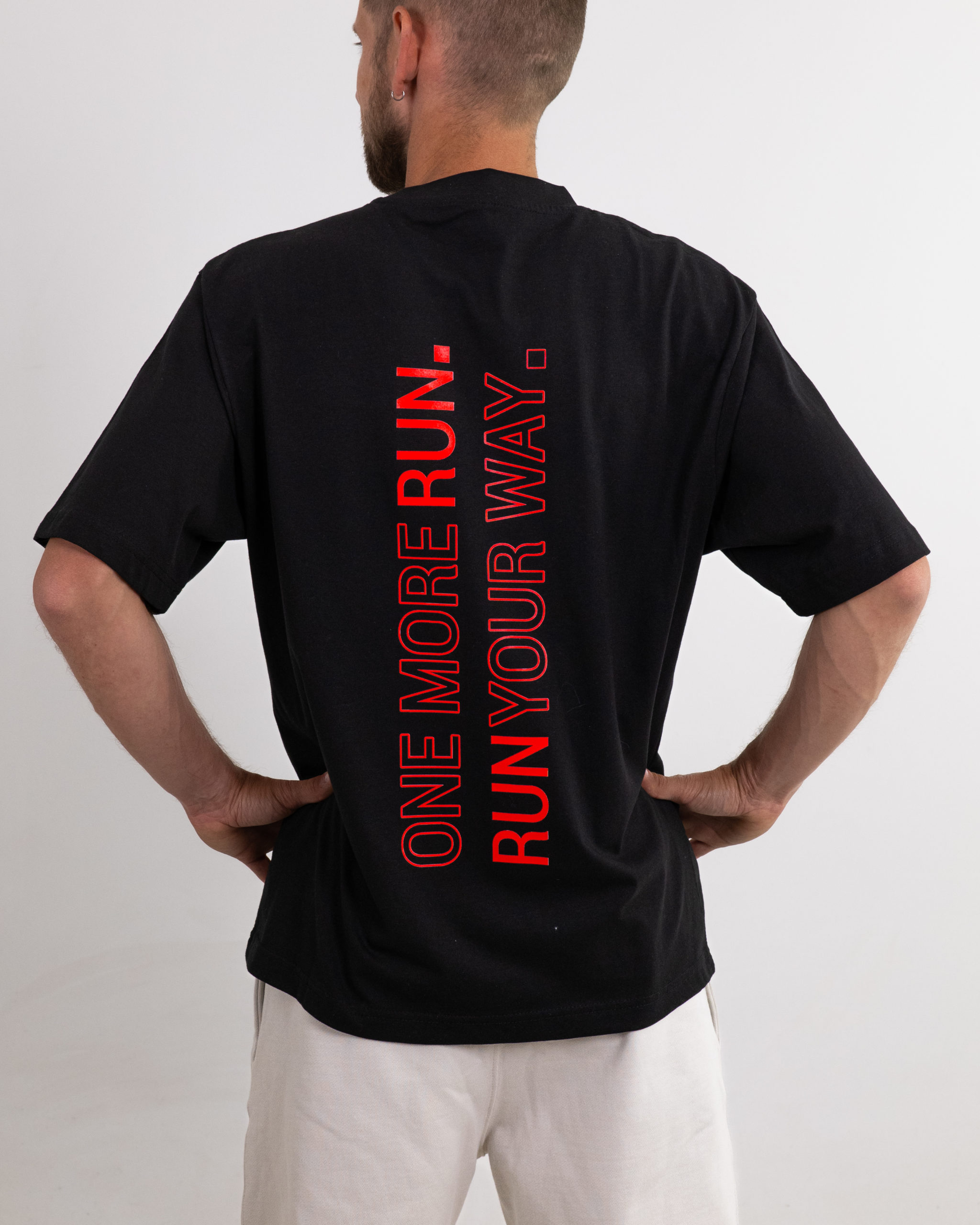 Camiseta Oversize One More Run Hombre Black 2 scaled