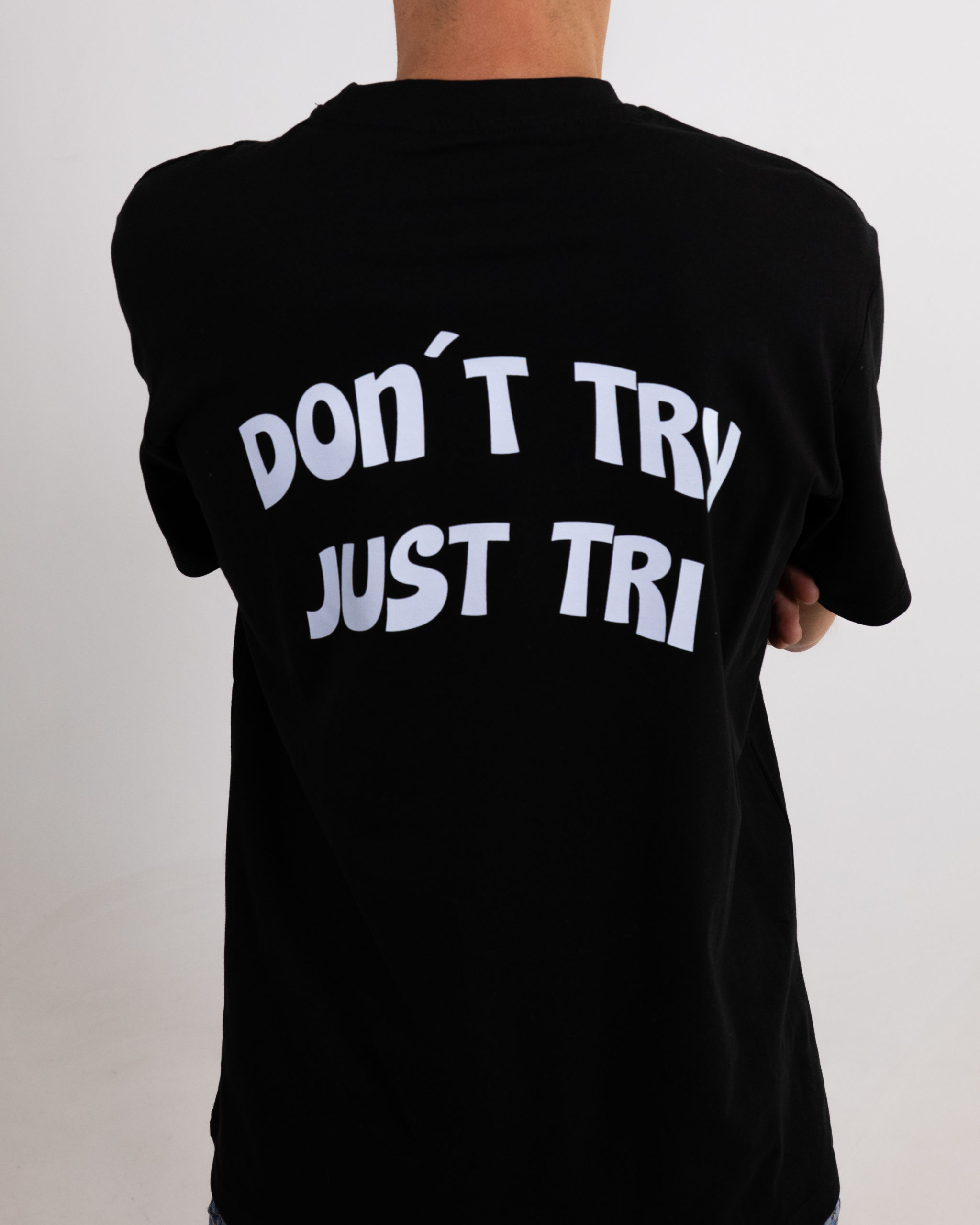 Camiseta Regular Just Tri White Hombre Black 2 scaled