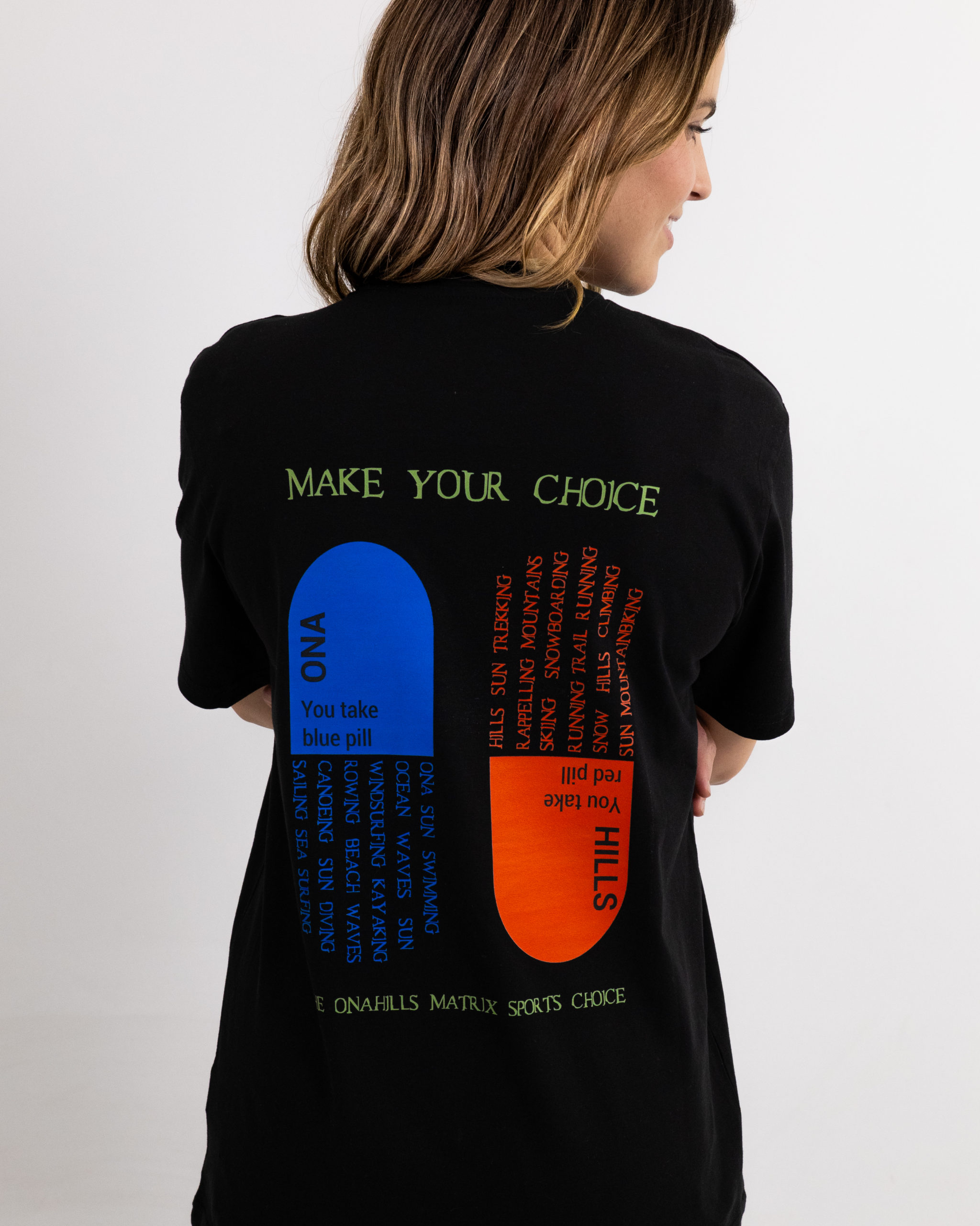 Camiseta Regular Matrix Mujer Black 2 scaled