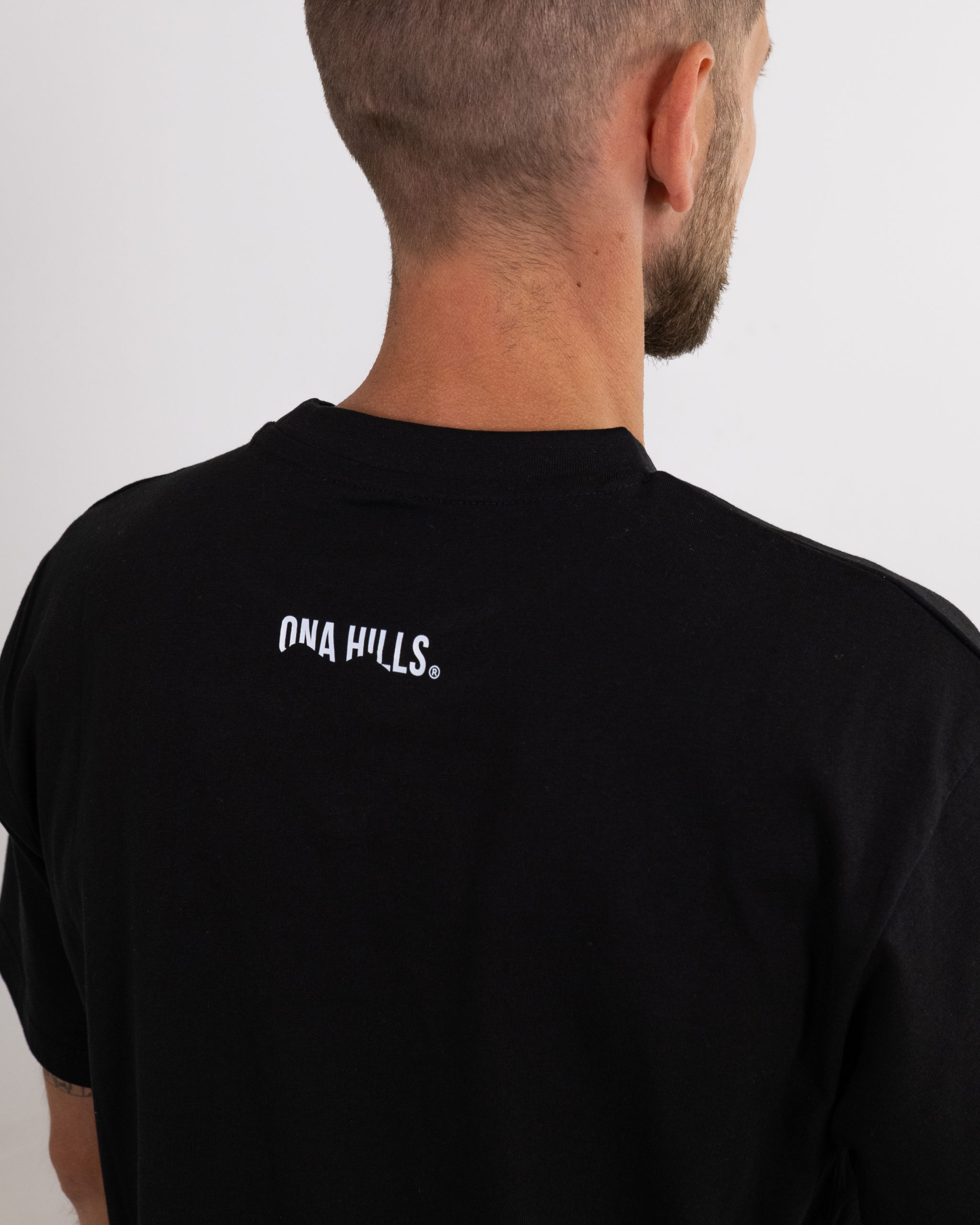 Camiseta Regular Ona White Hombre Black 2 scaled