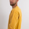 Crewneck-Regular-Felpa-Hombre-Mostaza-2 Crewneck Regular Felpa Hombre Mostaza 2 scaled