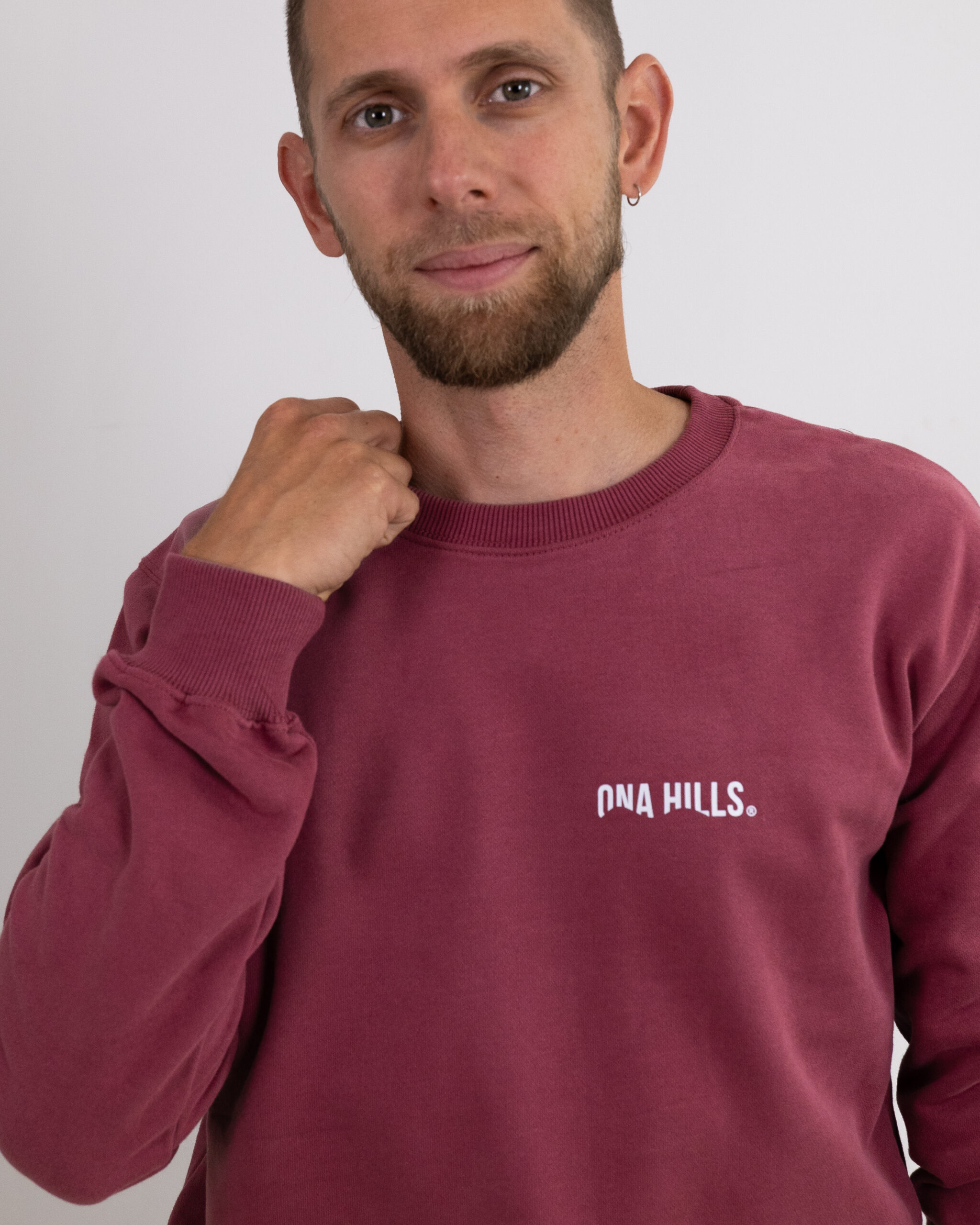 Crewneck-Regular-Line-Superheroes-Run-Hombre-Bourdeos-1 Crewneck Regular Line Superheroes Run Hombre Bourdeos 1 scaled