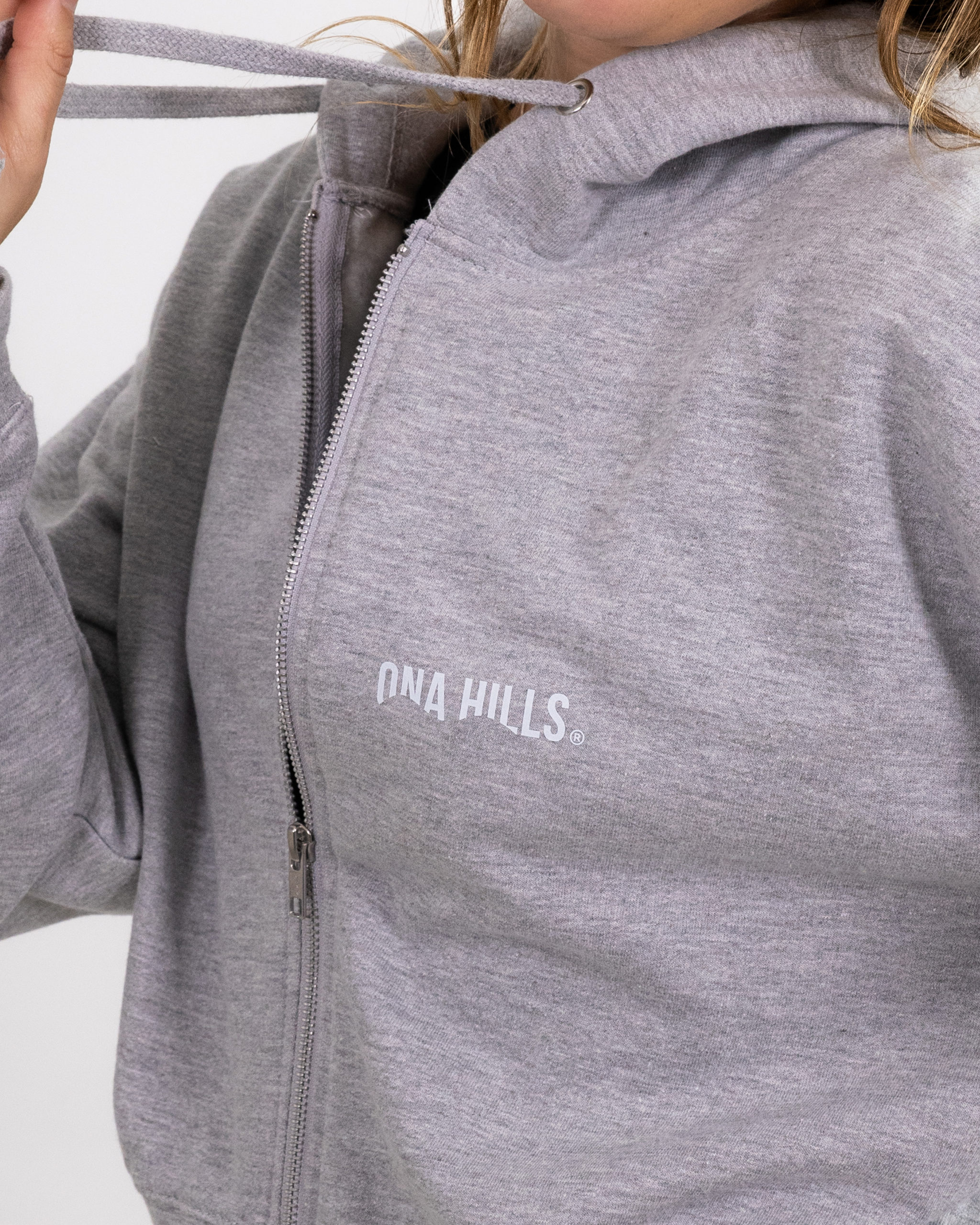 Hoodie Crop Mujer Grey 3 scaled