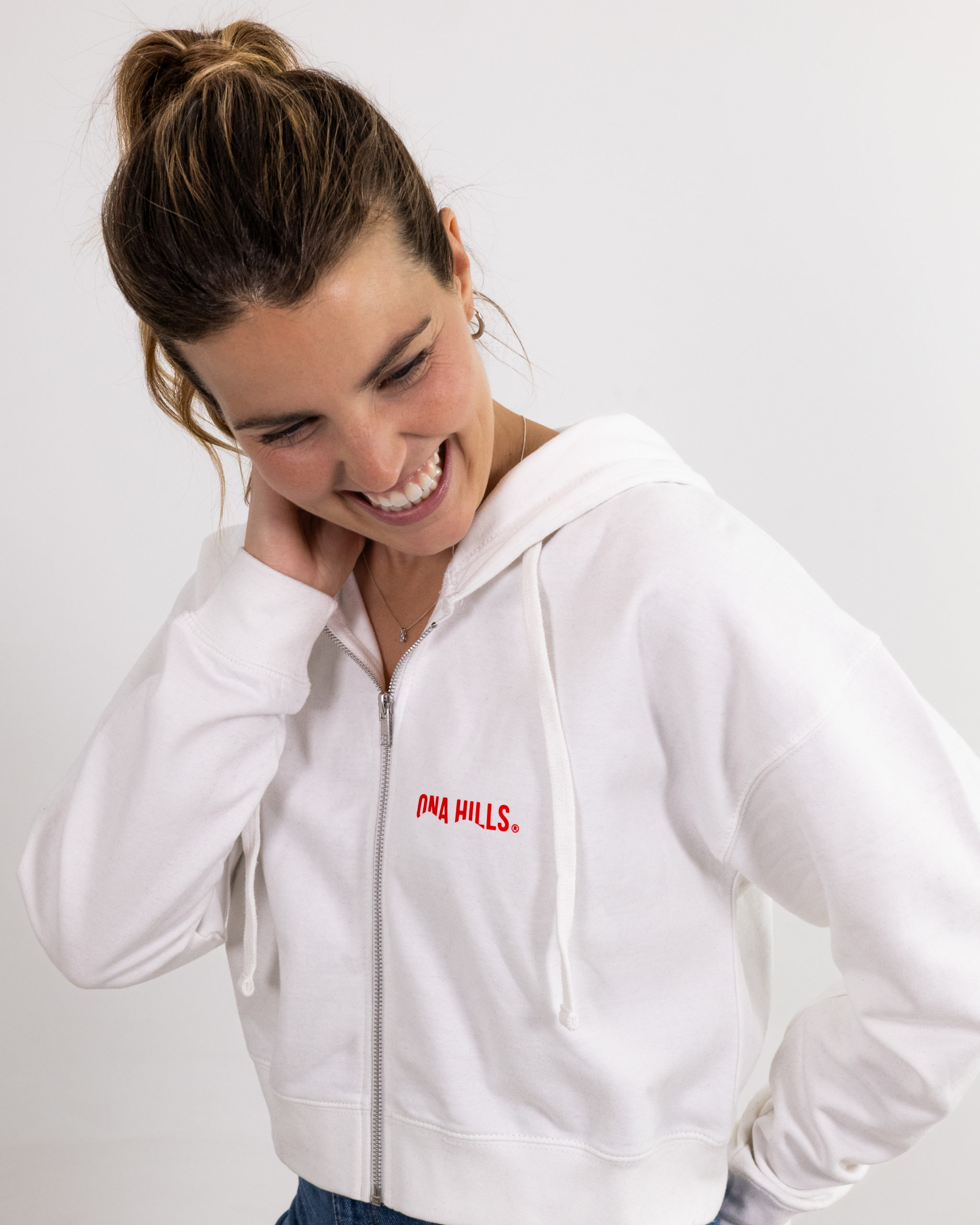 Hoodie Crop The Only Ex Mujer White 1 scaled