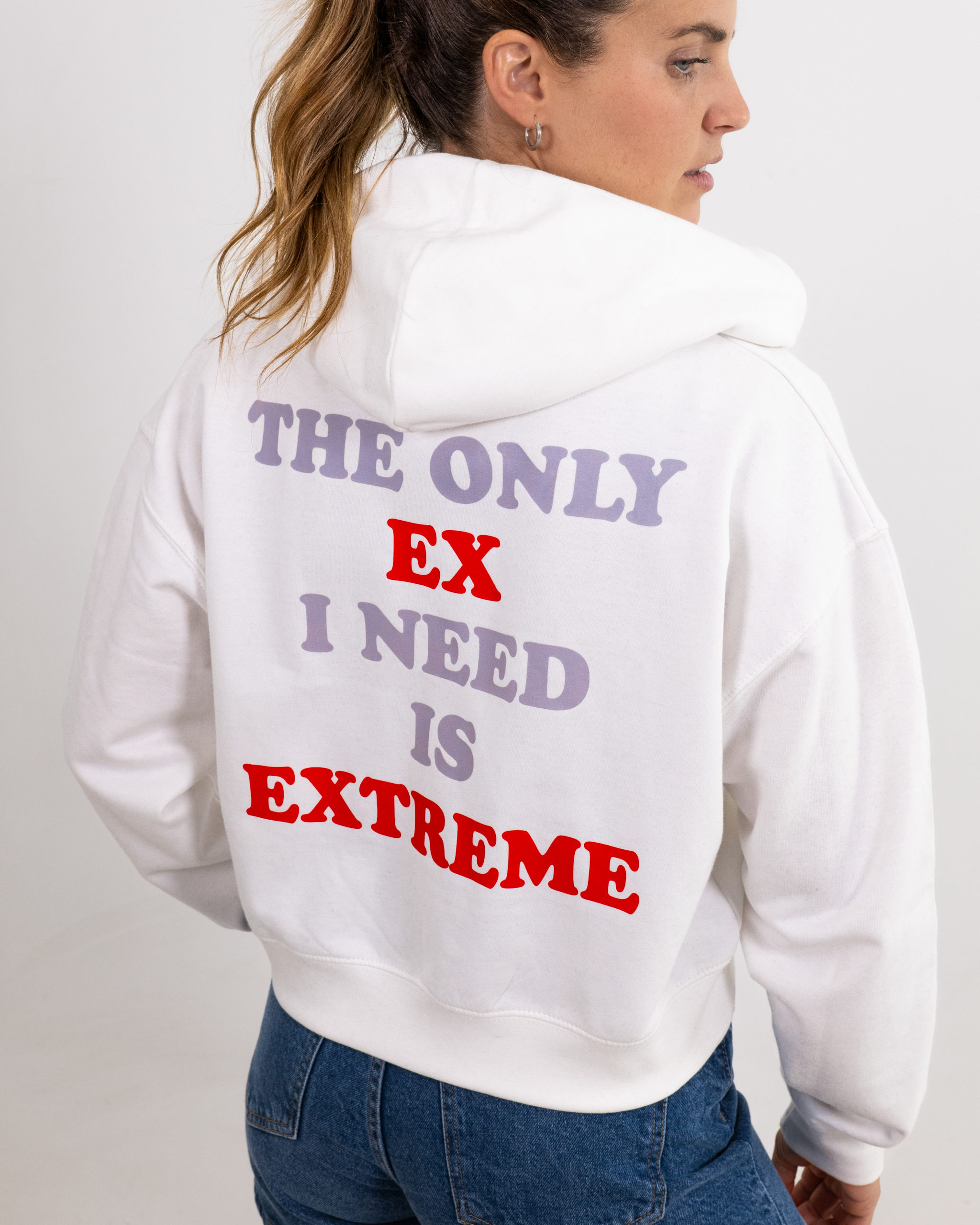 Hoodie Crop The Only Ex Mujer White 2 scaled