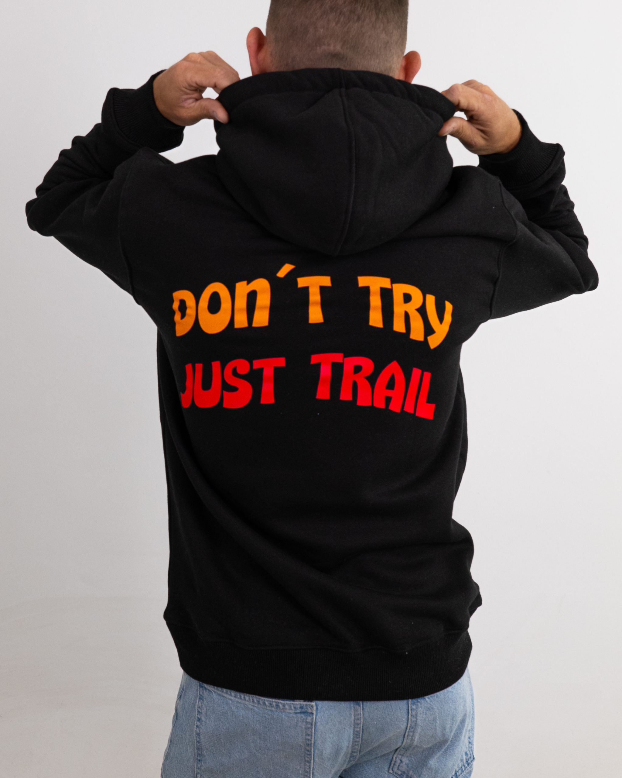 Hoodie Regular Just Trail Hombre Black 2 scaled