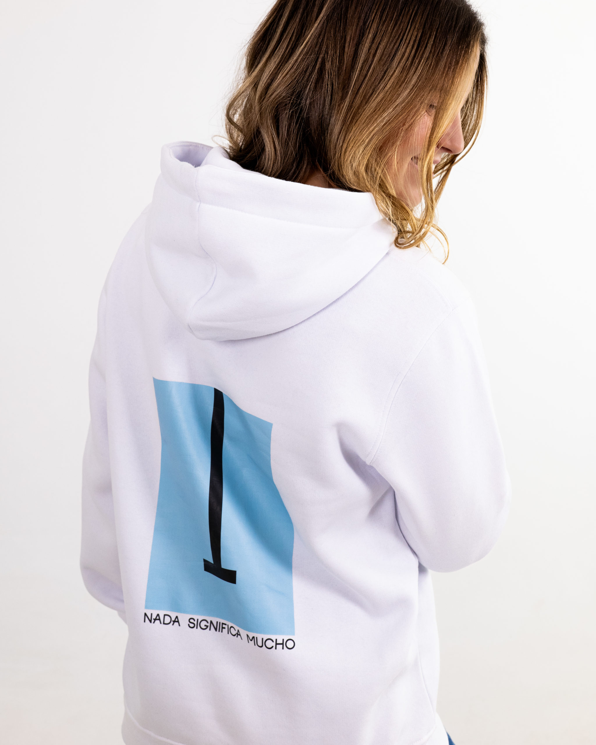 Hoodie-Regular-Nothing-Means-Much-Woman-White-2 Hoodie Regular Nada Significa Mucho Mujer White 2 scaled