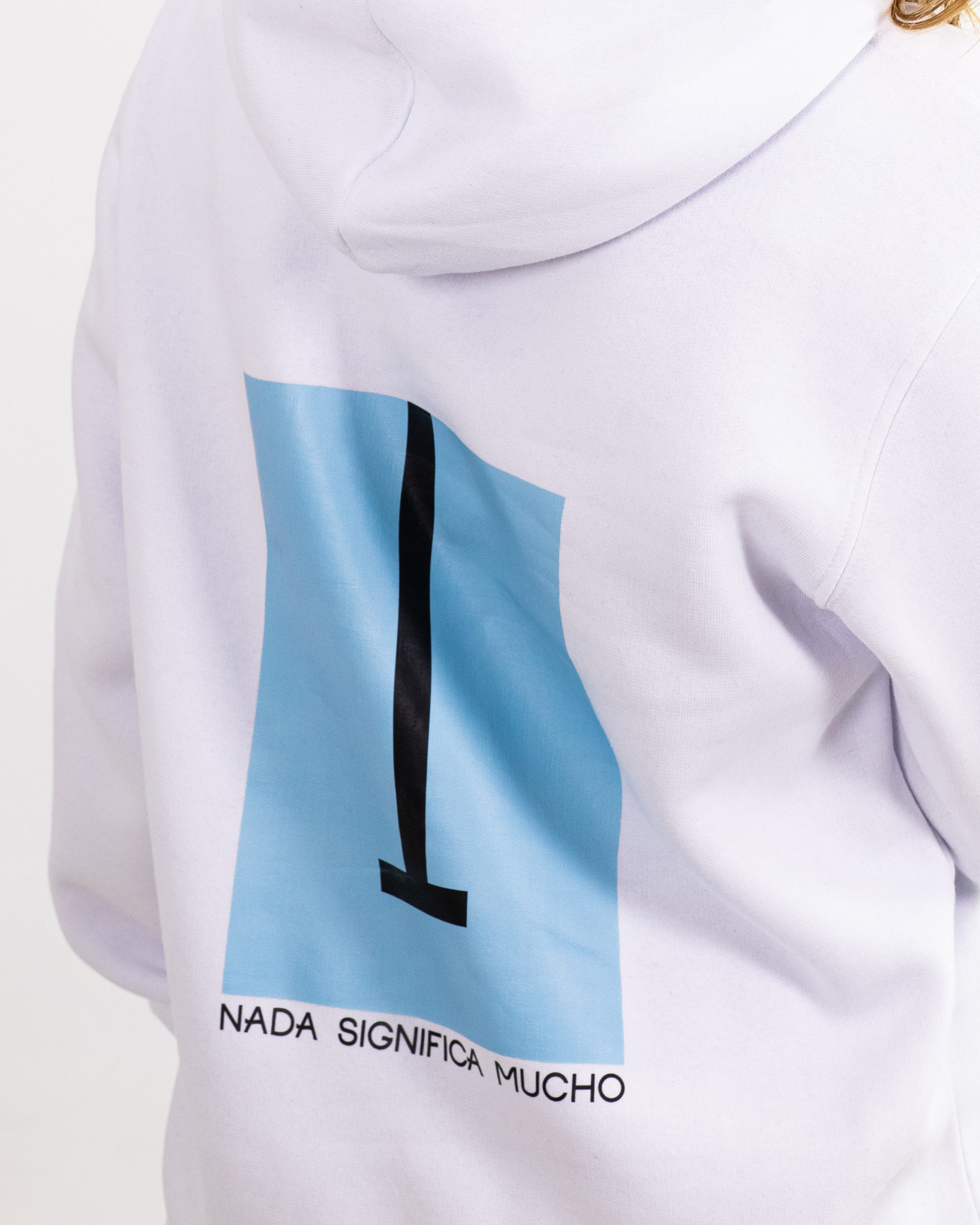 Hoodie Regular Nada Significa Mucho Mujer White 3 scaled