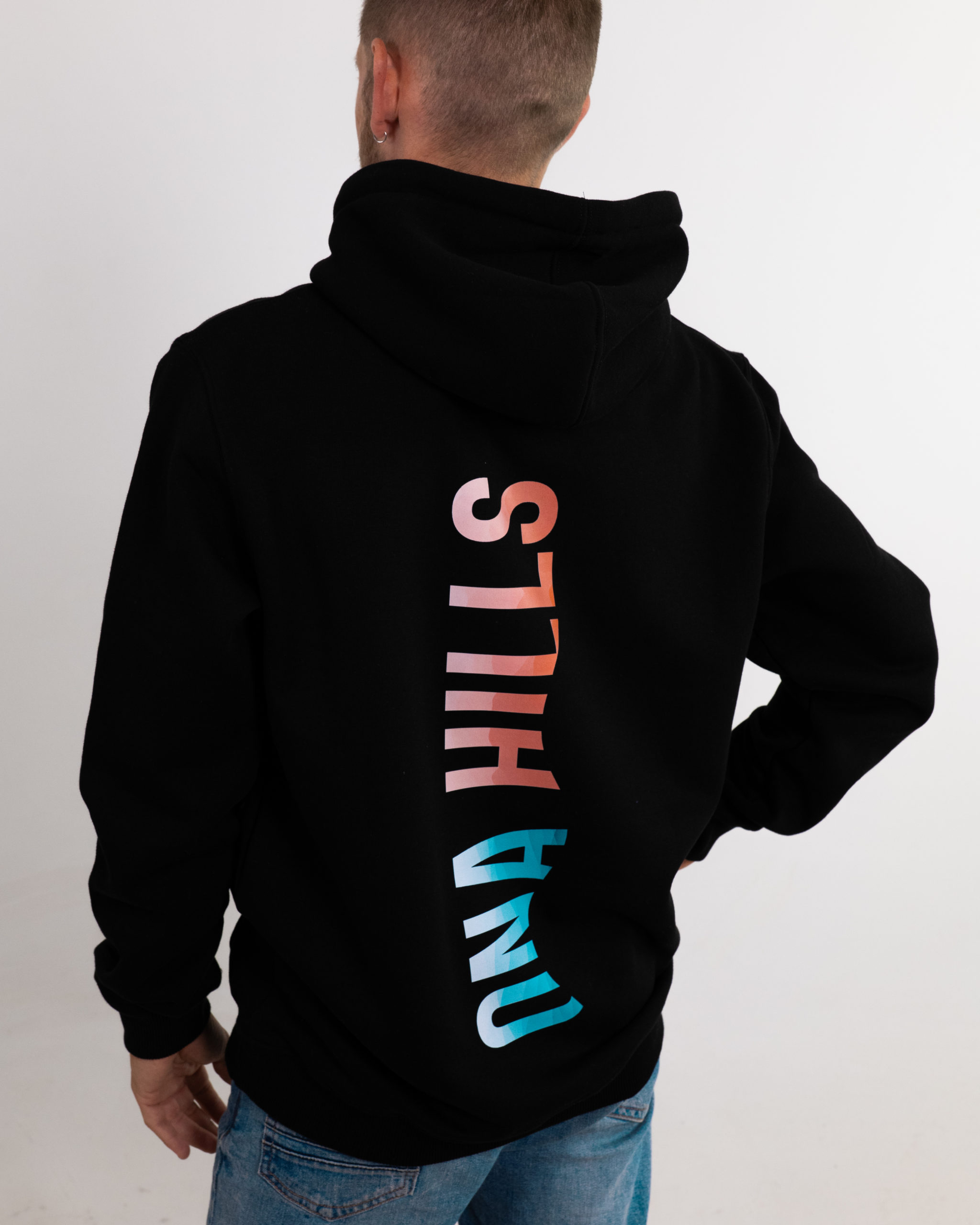 Hoodie Regular Watersand Hombre Black 2 scaled